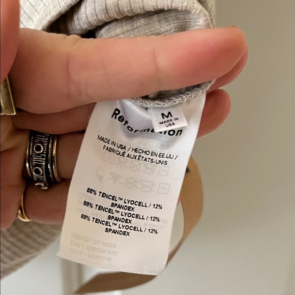 Reformation Ribbed Crop Top - Picture 4 of 6